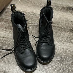 Youth Dr Martens
